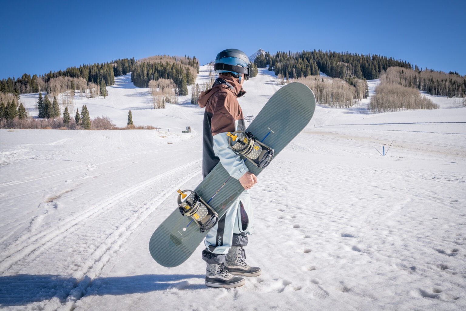 Salomon Highpath Snowboard Review: Fast, Stable, Sustainable