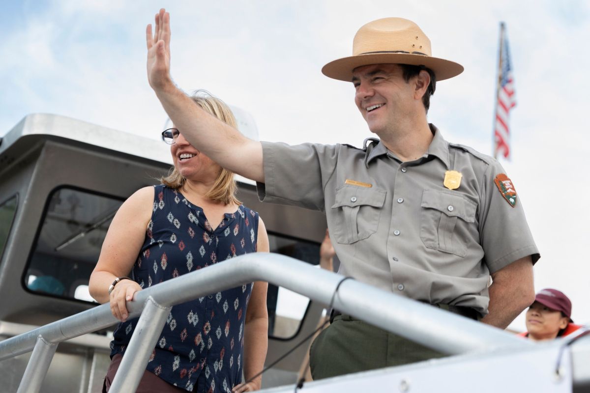 nps employee waves