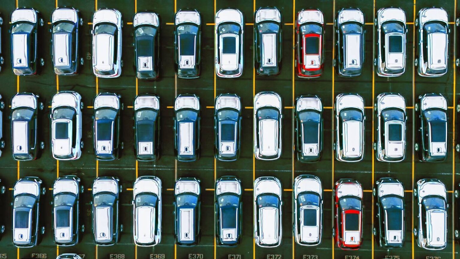 America’s Affordability Cliff Is Already Reshaping New-Car Buying America’s Affordability Cliff Is Already Reshaping New-Car Buying