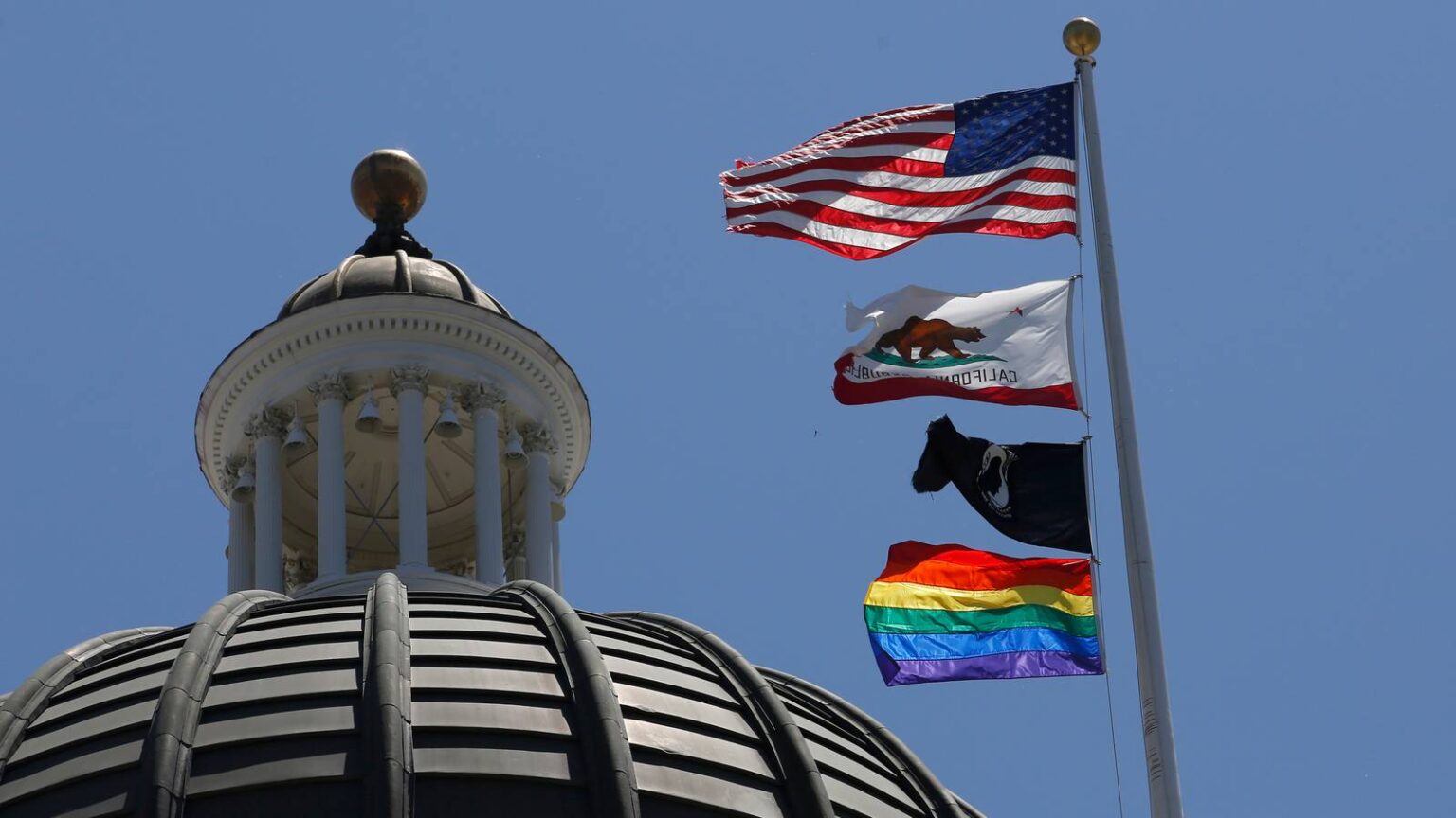 VA Eliminating DEI Programs, ‘Gender Ideology’ Services for LGBTQ+ Veterans
