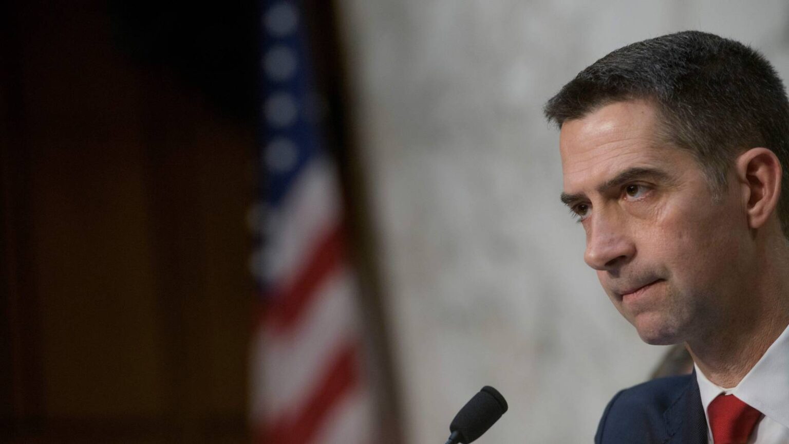 Senator Targets NIH Bio-Smuggling Loophole in Mandatory Prison Bill