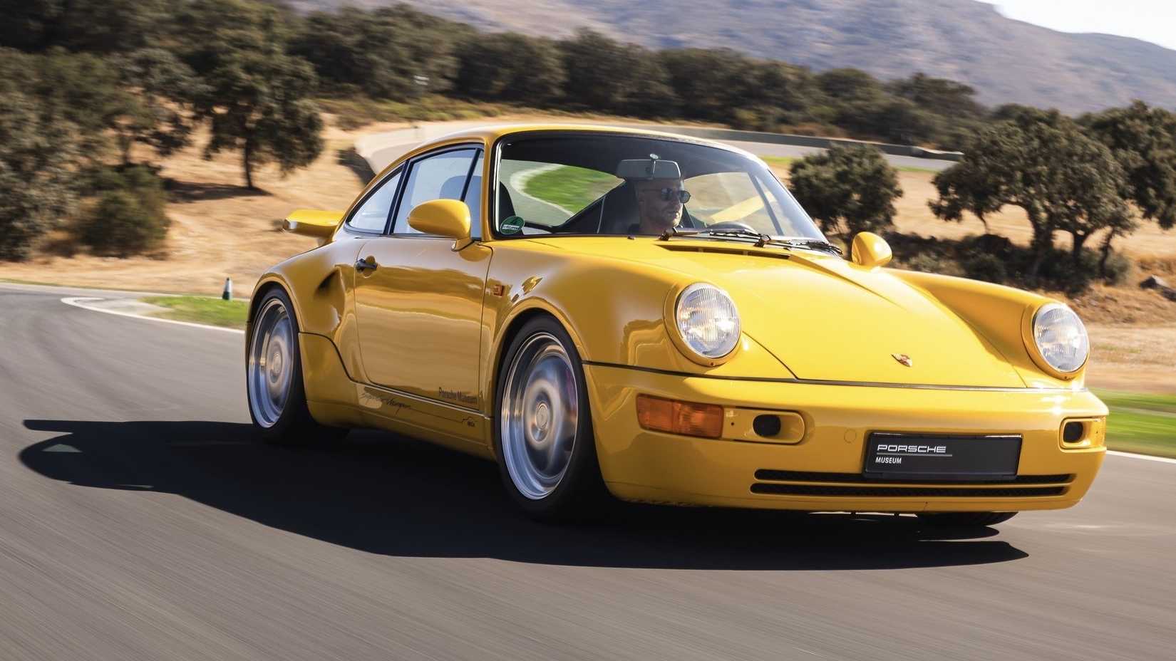 1992 Porsche 911 Turbo S front, three-quarter