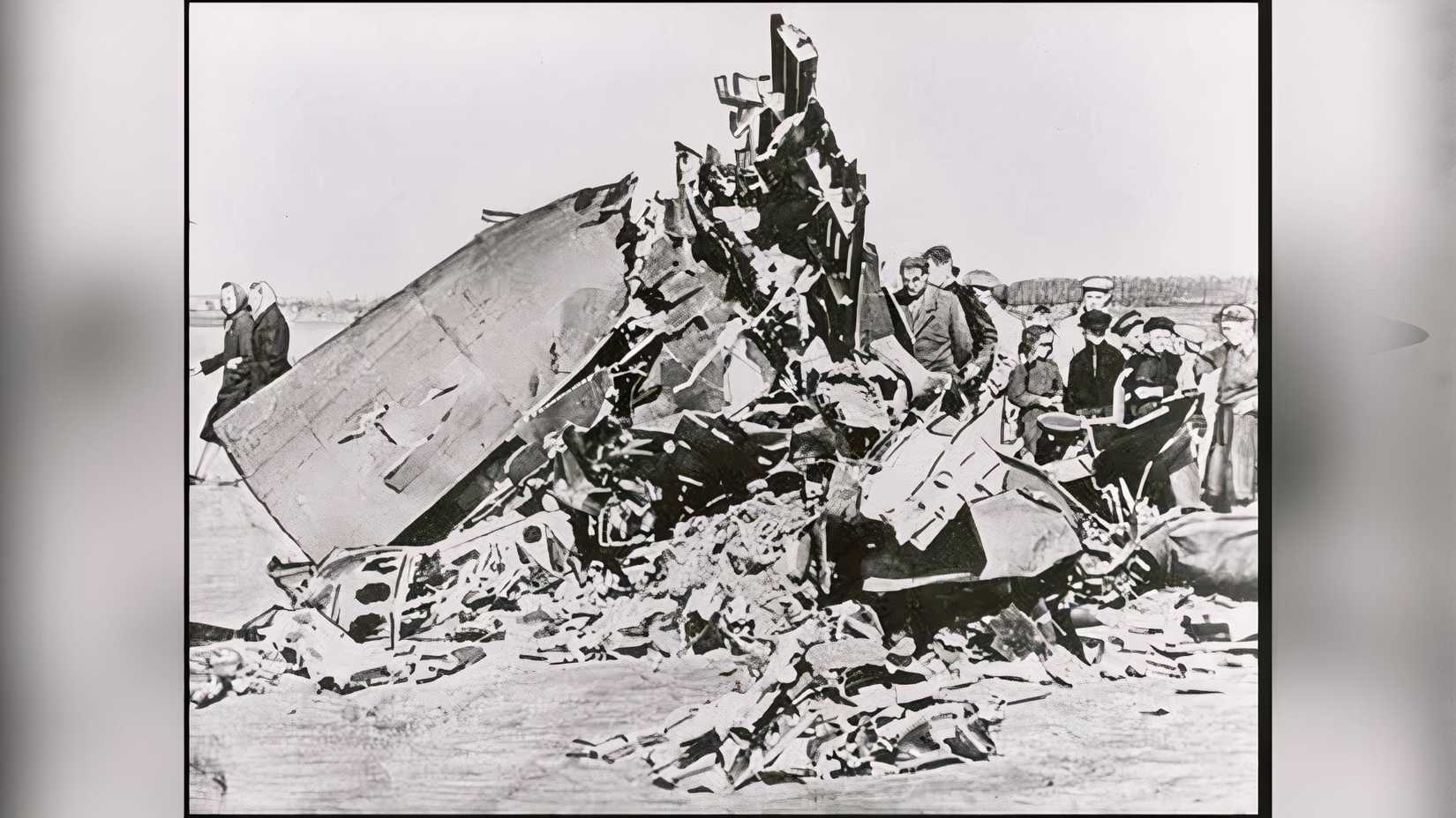 U-2 Incident of 1960 The wreckage of Francis Gary Powers's U-2 reconnaissance plane.