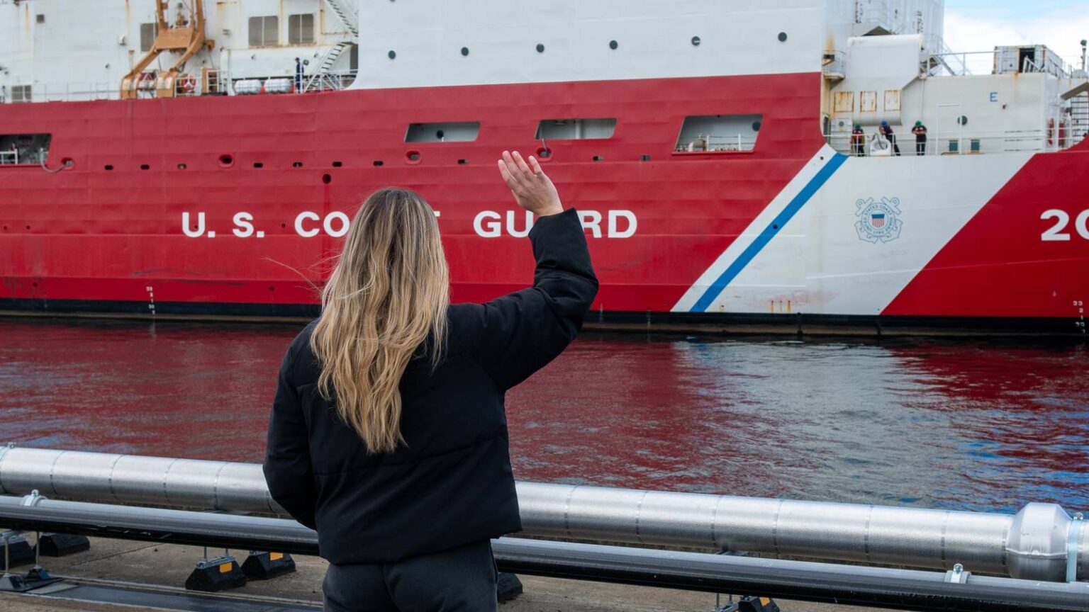 Coast Guard’s ‘SpouseWorks’ Program Provides Free Help to 23% of Unemployed Spouses Coast Guard’s ‘SpouseWorks’ Program Provides Free Help to 23% of Unemployed Spouses
