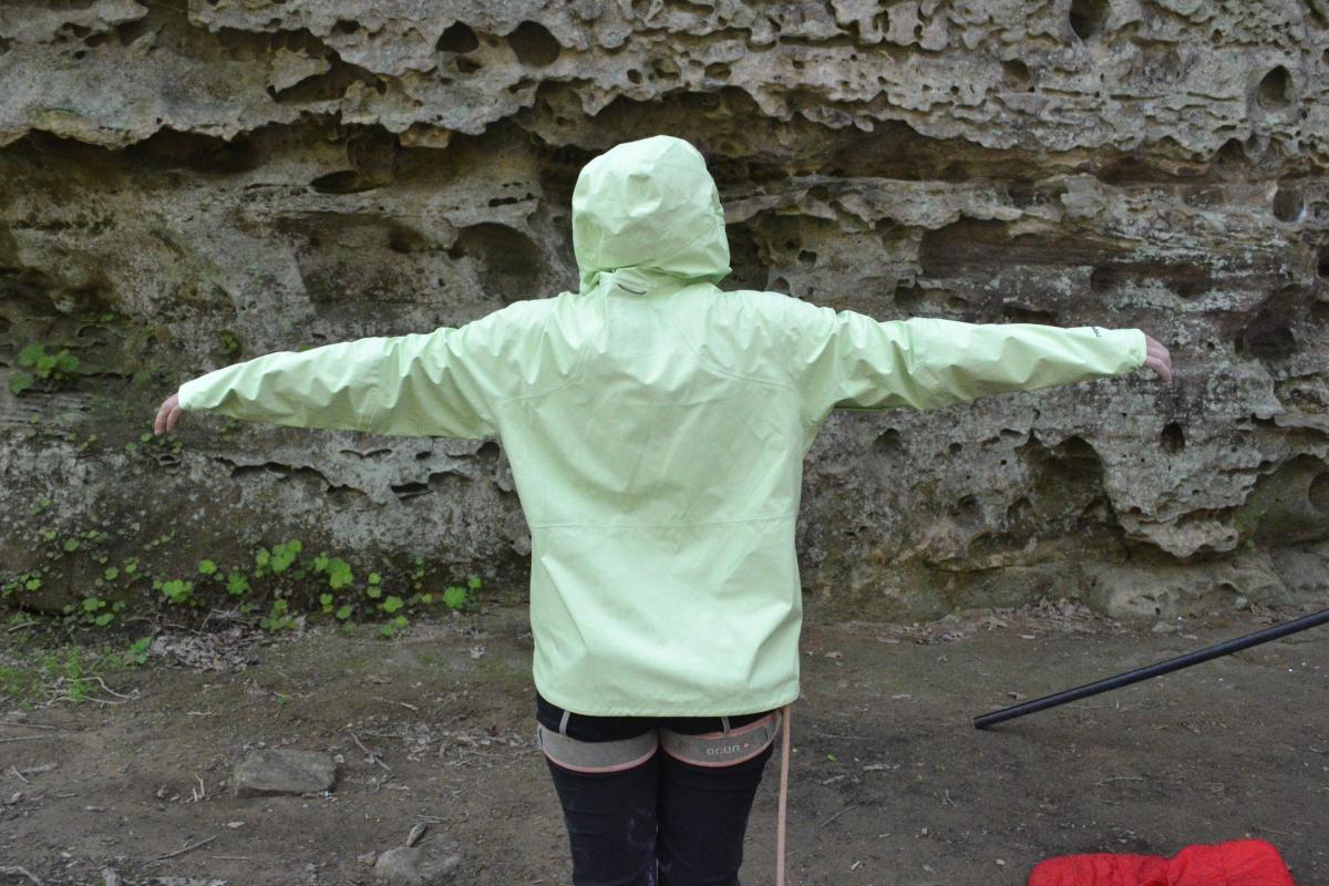 rear view of person standing in the mountain hardware cloud cipher jacket