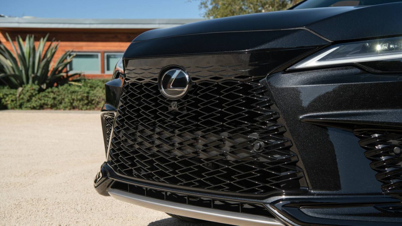 Japan Earthquake Slams The Brakes On Lexus And Nissan Production Japan Earthquake Slams The Brakes On Lexus And Nissan Production