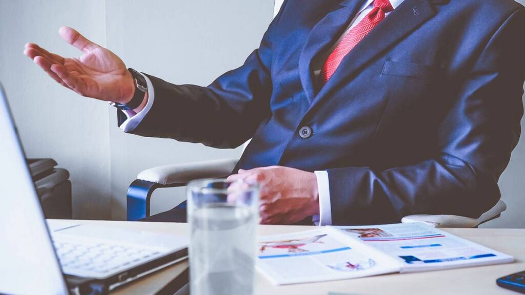 The Benefits of Investing in the Right Civilian Wardrobe: 6 Things to Ask