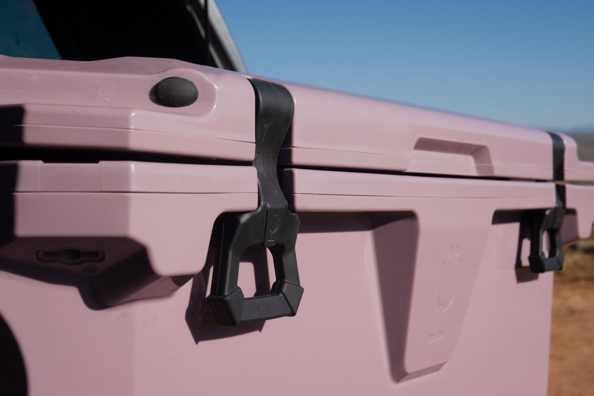 Close-up of the rubber latches on the BrüTank cooler