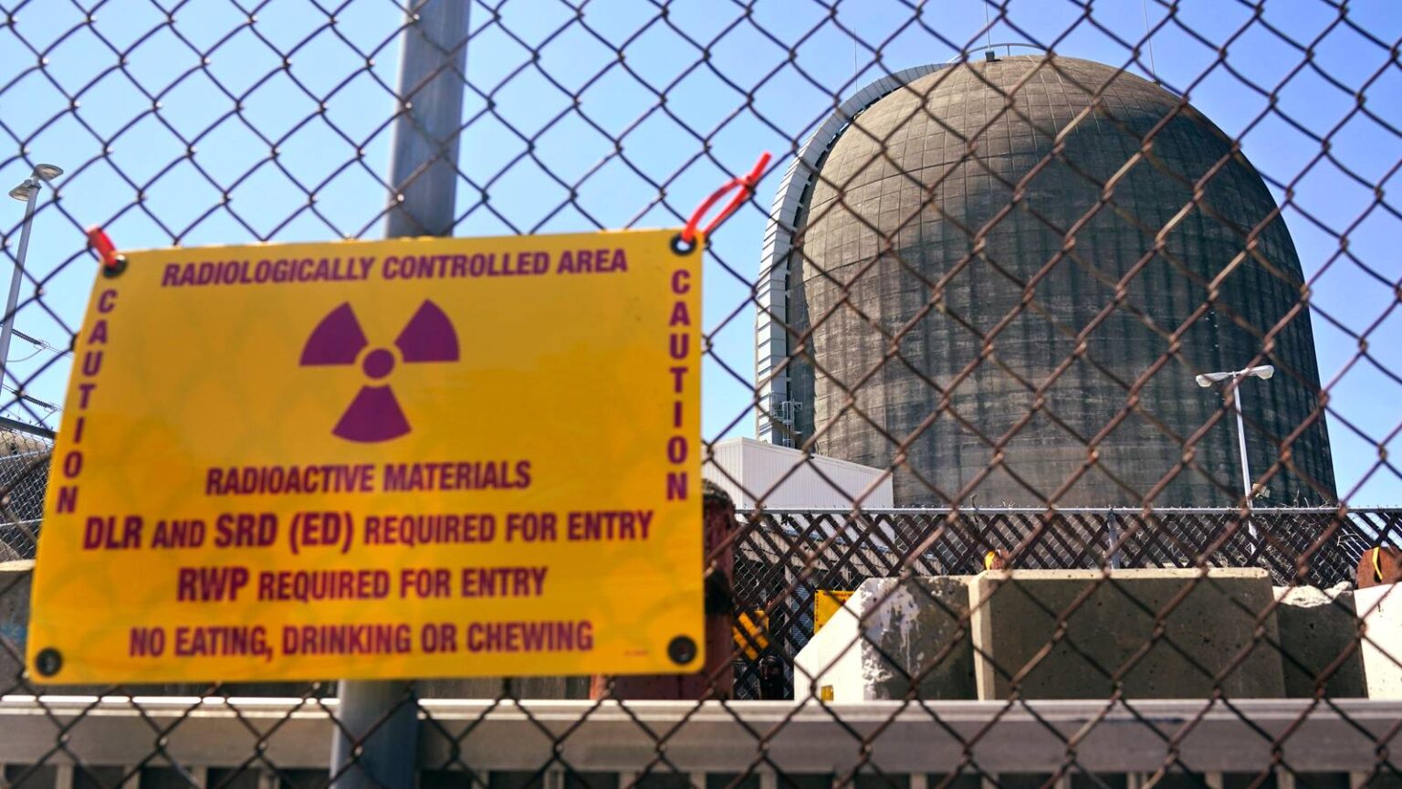 Army, DOD Announce .2 Billion Contracts for Nuclear Power Vendors