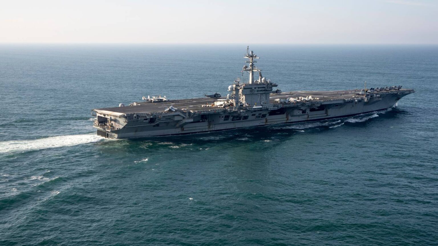 US Aircraft Carrier Arrives in Middle East, Relieving Long-Deployed USS Lincoln