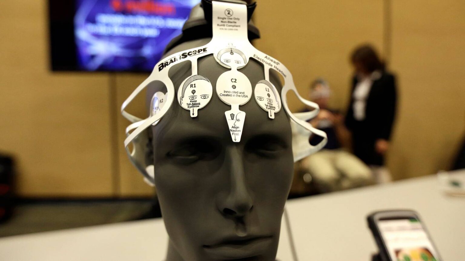 Pentagon ‘SHINE’ Program Researches Traumatic Brain Injury Treatments Pentagon ‘SHINE’ Program Researches Traumatic Brain Injury Treatments