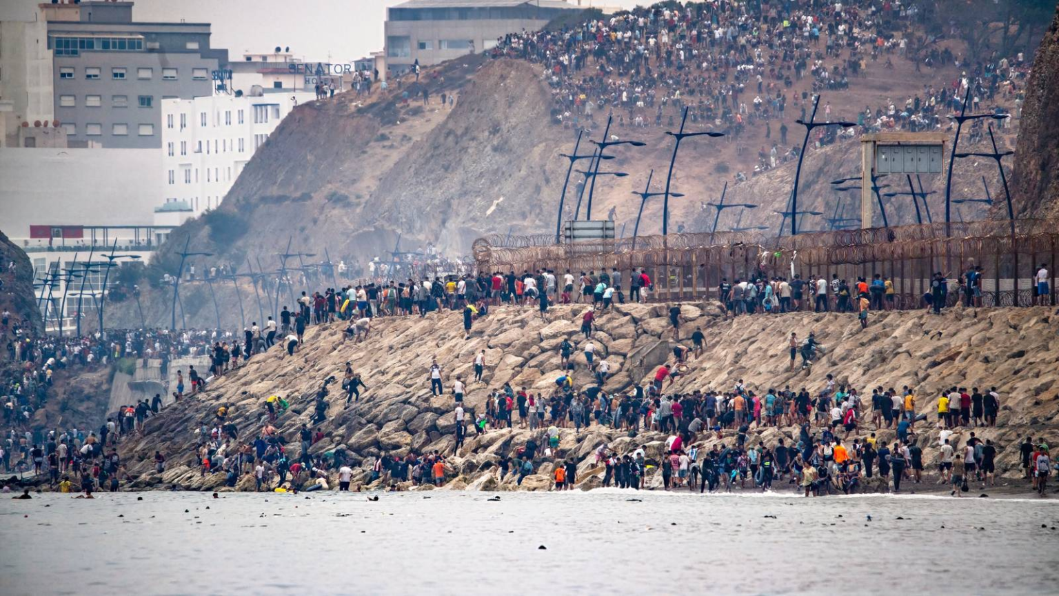 Spain’s Migrant Crisis Follows Years of Israeli Warnings, US Pushback Spain’s Migrant Crisis Follows Years of Israeli Warnings, US Pushback