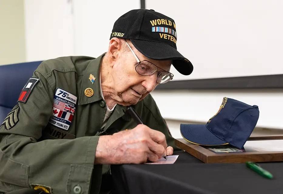 WWII Army Medic, 104, Reflects on Liberating Buchenwald: ‘Nothing Prepared Me’ WWII Army Medic, 104, Reflects on Liberating Buchenwald: ‘Nothing Prepared Me’