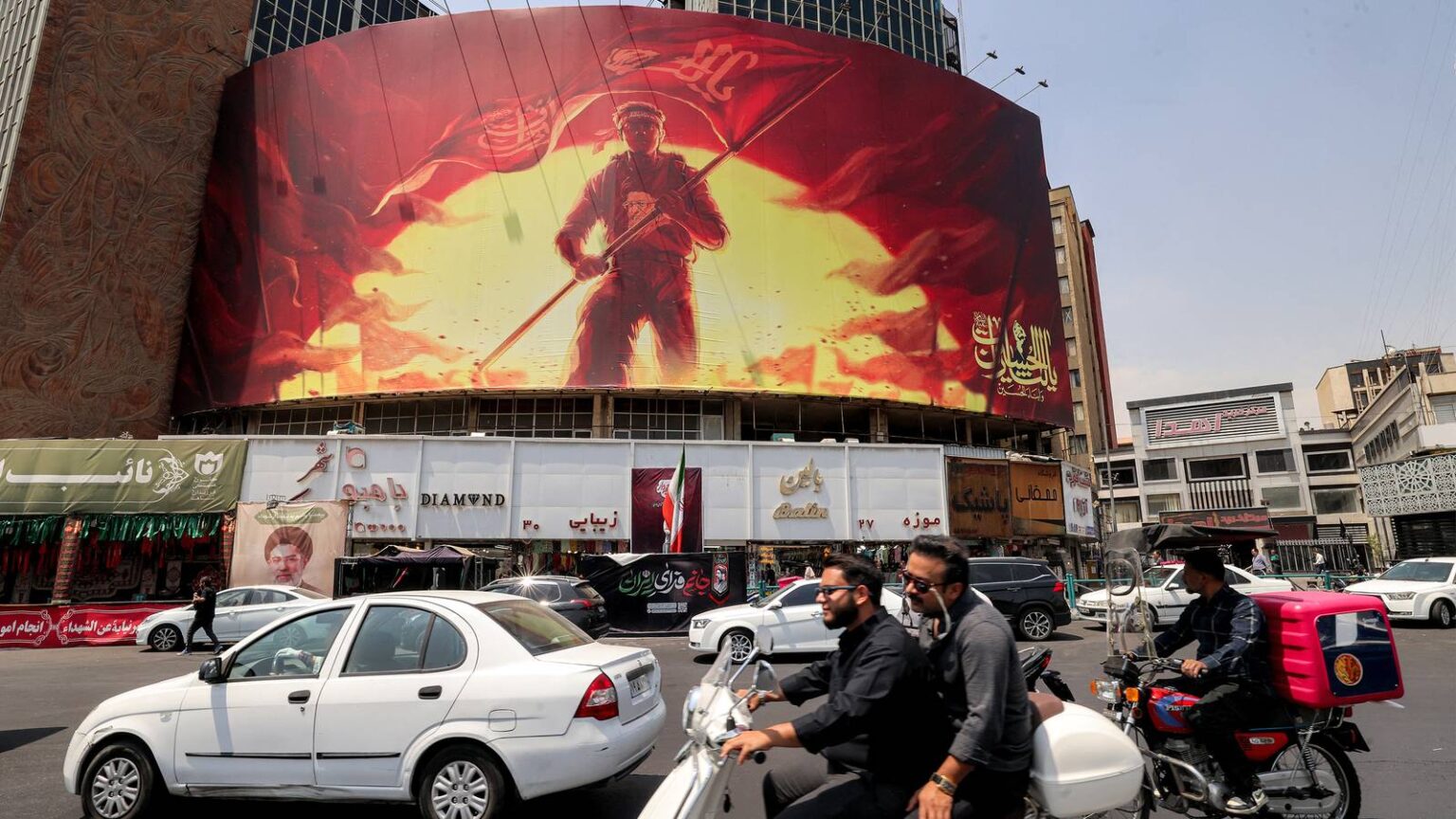 Iran’s Rial Currency Hits New Record Low as US Prepares to Announce More Sanctions