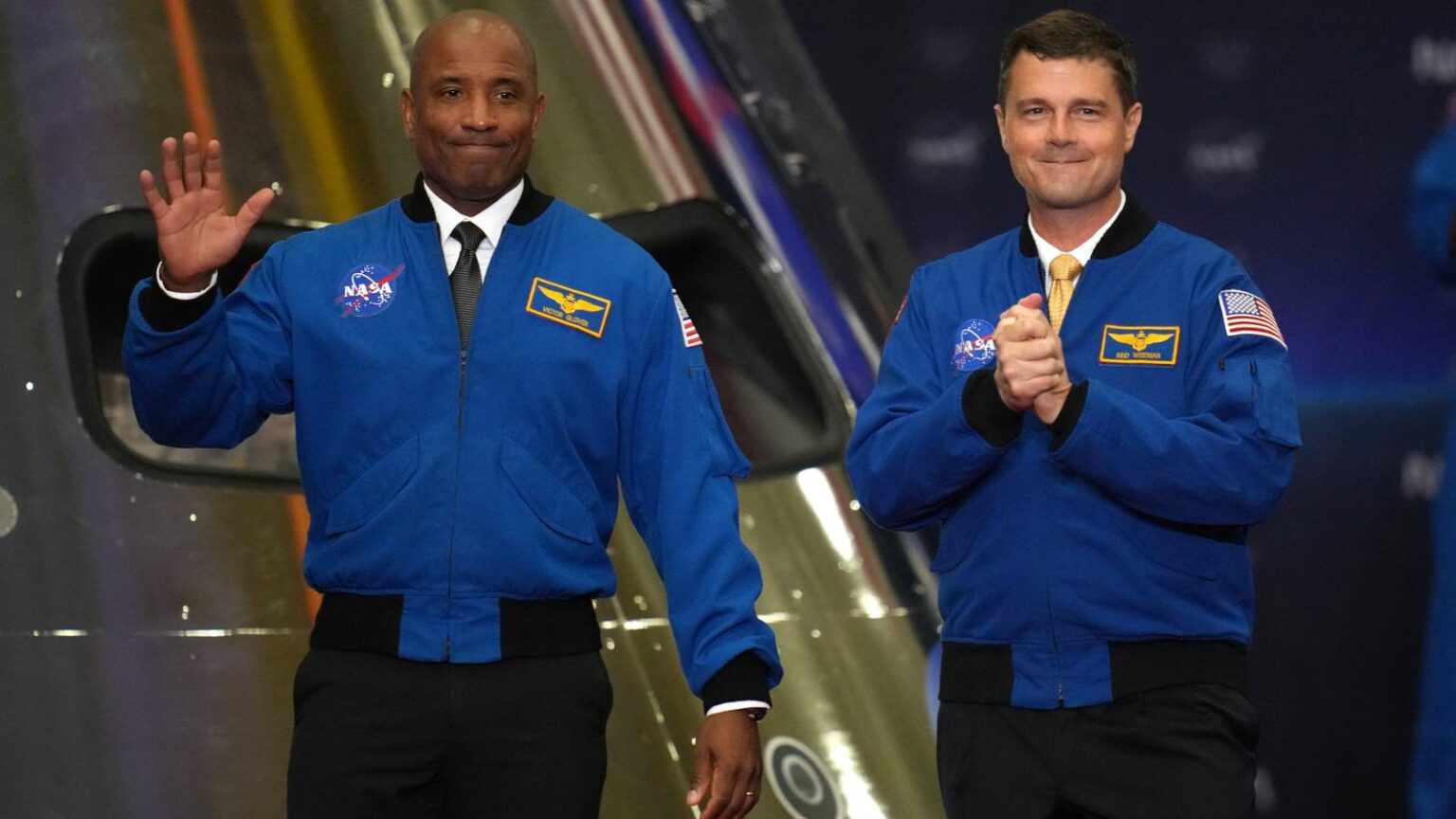 Artemis II Moonshot Commander and Pilot Are Hanging Up Their Astronaut Suits at NASA Artemis II Moonshot Commander and Pilot Are Hanging Up Their Astronaut Suits at NASA