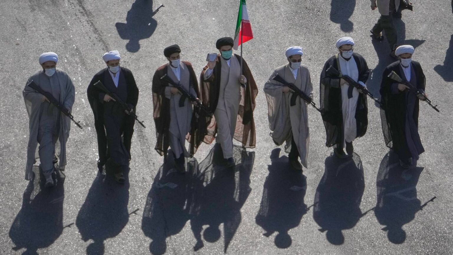 Iran’s Revolutionary Guard Warns US Over Escalation