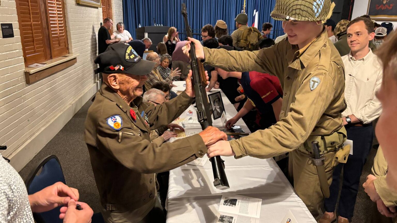 A Dozen WWII Veterans, All Centenarians, Gather in Rare Joint Appearance